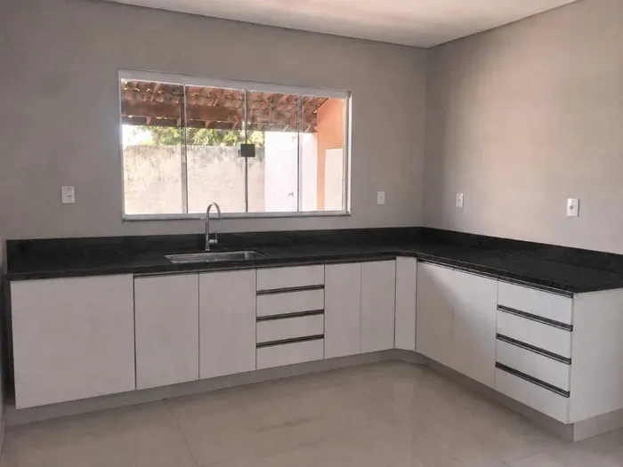 Bancada de pedra pronta, gerada a partir da foto do ambiente